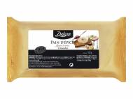 Pain d\'épices tranché