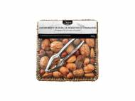 Assortiment de noix, noisettes et amandes chez