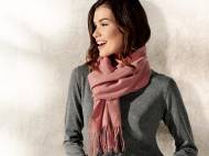 Écharpe avec cachemire , le prix 19.99 €
- Ex. 40 % viscose, ...