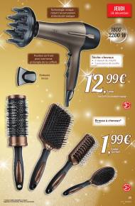 Sèche-cheveux et brosse à cheveux