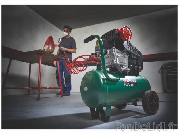 Compresseur , prezzo 139 EUR 
Compresseur 
- Env.1,8 kW (2,45 CV)
- Env. 24 L
- ...
