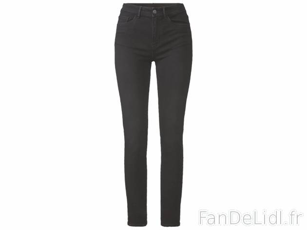 Jean , prezzo 13.99 EUR 
Jean 
- Du 36 au 46 selon mod&egrave;le.
- Ex. 78 % ...