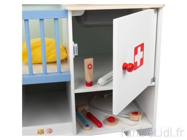 Playtive Clinique pour bébés et vétérinaire Playtive, prezzo 59.99 EUR