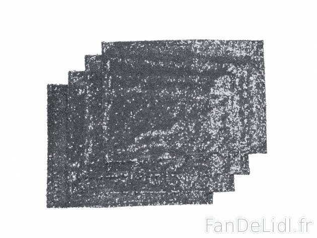 Chemin de table ou sets de table , prezzo 5.99 € per L&apos;unité ou le lot ...