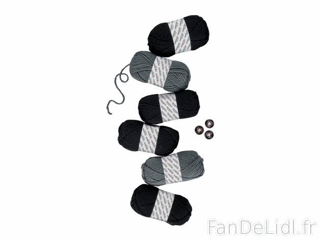 Kit de tricot pour housse de coussin , prezzo 7.99 € per Le lot au choix 
- Ex. ...