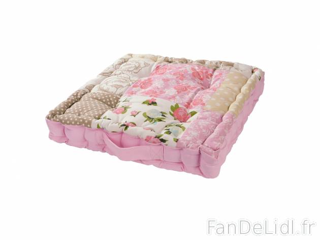 Coussin de chaise , prezzo 4.99 € 
- Ex. housse 100 % coton, garnissage 100 % ...