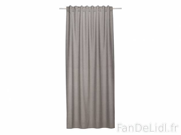 Rideaux occultants , prezzo 14.99 € 
- 100 % polyester
- Opaques
- Dimensions ...