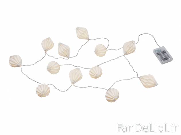 Guirlande lumineuse à LED , prezzo 7.99 € 
- Minuterie 6 heures avec répétition ...