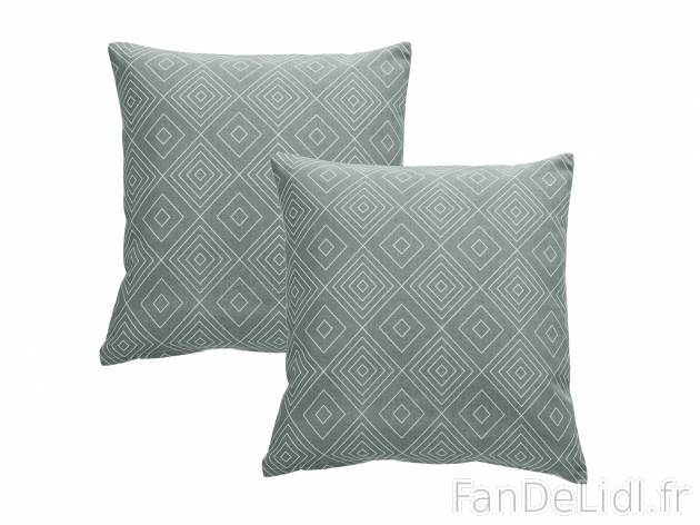 Housses de coussin , prezzo 3.99 € 
- Lot de 2 housses de coussins, coloris au ...