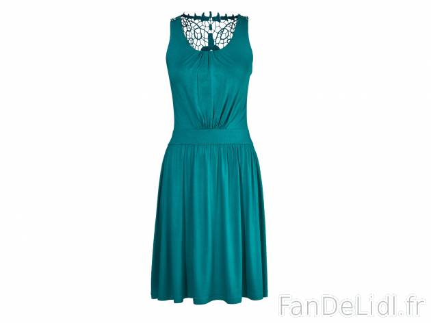 Robe , prezzo 7.99 € 
- Ex. 95 % viscose (Lenzing®) et 5 % élasthanne (creora®)
- ...