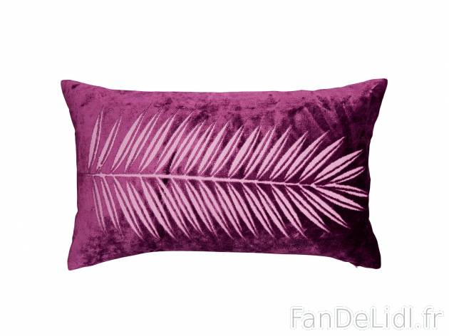 Coussin décoratif , prezzo 5.99 € 
- Ex. 100 % polyester
- Env. 30 x 50 cm
- ...