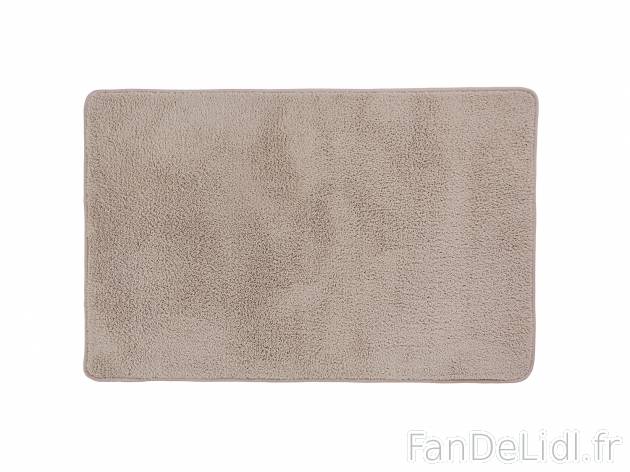 Tapis de salle de bains en microfibre , prezzo 7.99 € 
- Ex. 100 % polyester ...