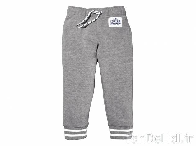 Pantalon molletonné garçon , prezzo 3.99 € 
- Ex. 80 % coton et 20 % polyester
- ...