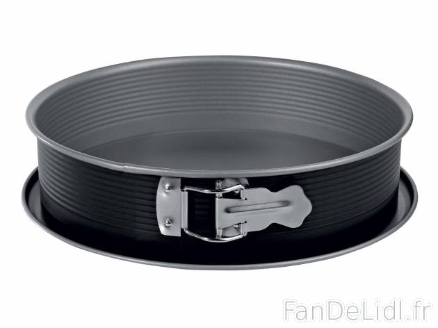 Moule à charnière rond ou moule à kouglof , prezzo 3.99 &#8364; per L&apos;unité ...