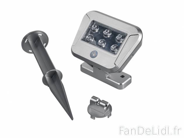 Lampe LED d’extérieur avec capteur , prezzo 6.99 € 
- Fonctionne sur piles
- ...