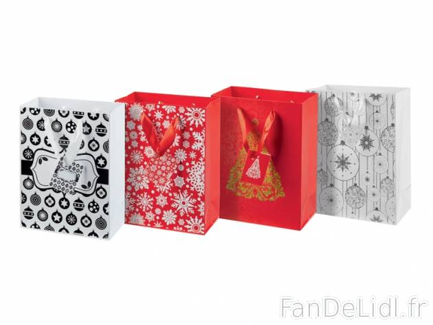 4 pochettes cadeaux , prezzo 1,49 € per Le lot au choix 
-      Env. 17 x 9,2 x 22,5 cm