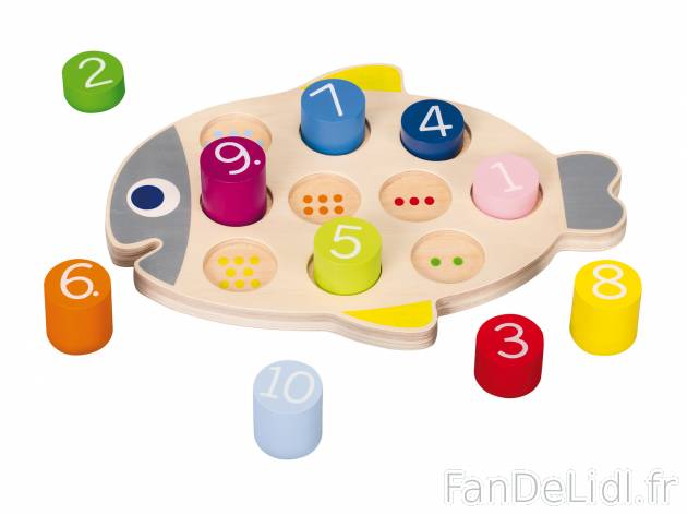 Jeu en bois , prezzo 7.99 € 
- Au choix : jeu d&apos;encastrement, âge recommandé ...