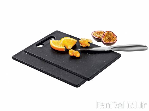 Planche à découper , le prix 4.49 €. Accessoires de cuisine essentiels. 
- ...