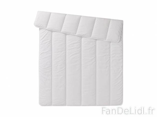 Couette anti-acariens , prezzo 14.99 € 
- Ex. housse 100 % polyester et garnissage ...