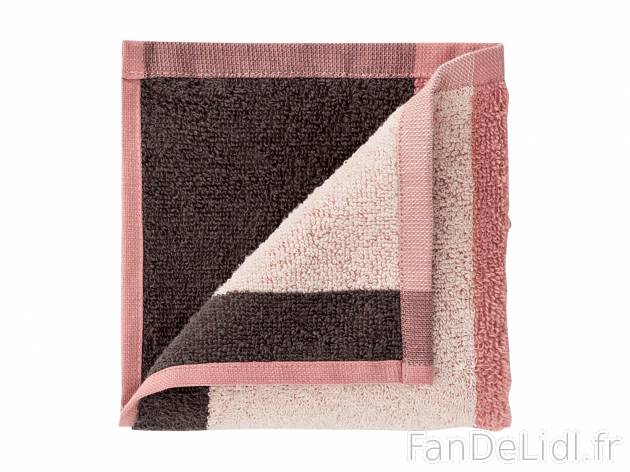 Serviettes , le prix 2.99 € 
- 100 % coton
- Au choix : serviette invité, env. ...