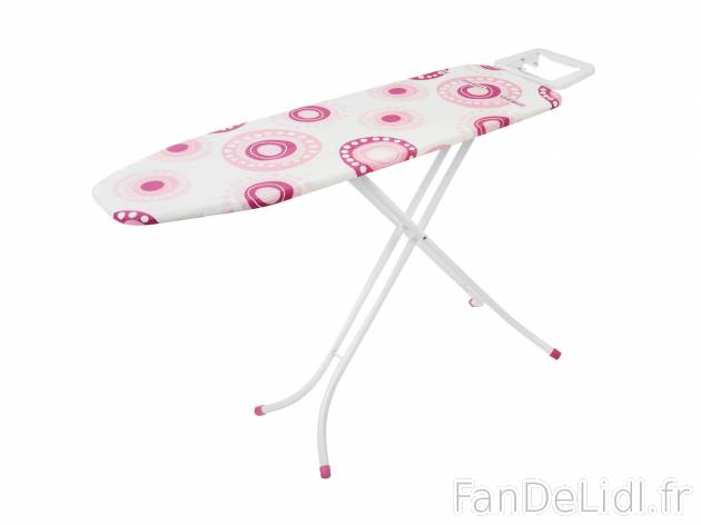 Table à repasser , le prix 24.99 &#8364; 
- 120 x 38 cm
- C&acirc;ble 1,8 ...