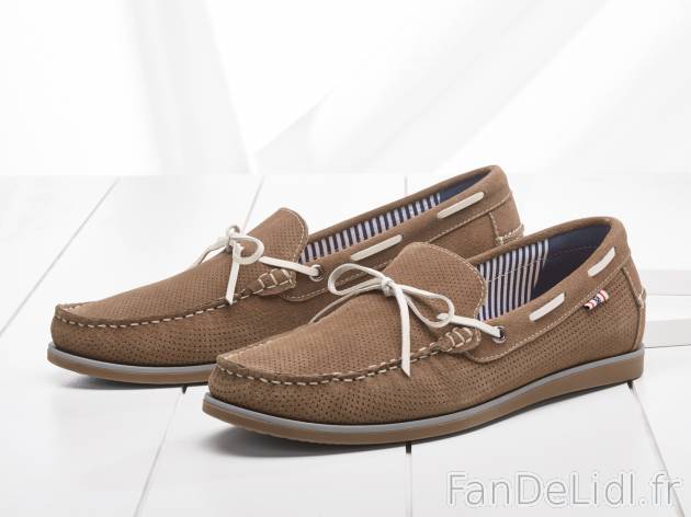 Chaussures bateau en cuir , le prix 16.99 € 
- Ex. dessus cuir, doublure textile, ...