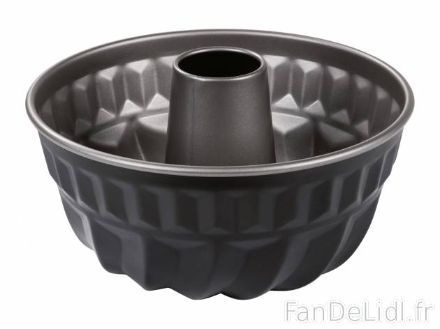 Moule à kouglof ou à charnière , le prix 3.99 € 
- Au choix : moule à kouglof ...