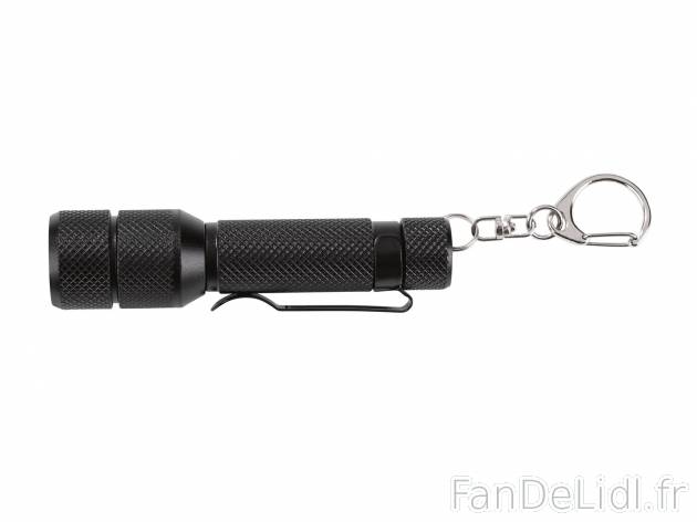 Lampe de poche à LED , le prix 3.99 € 
-  LED 5 W
- Mise au point réglable ...