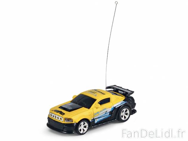 Voiture télécommandée , prezzo 8,00 € per L&#039;unité au choix 
- * ...