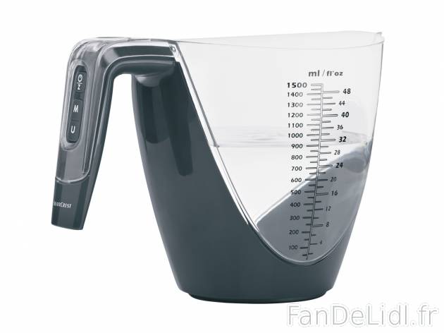Verre doseur avec balance , le prix 9.99 € 
- Env. 1,5 L
- Verre doseur amovible
- ...