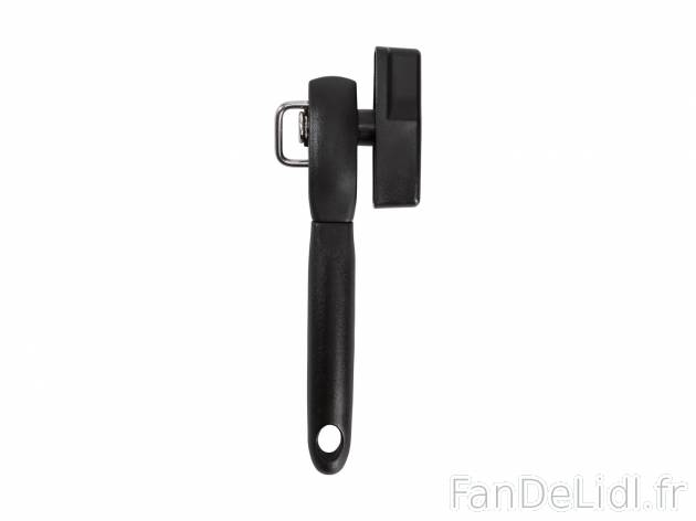 Accessoire de cuisine , le prix 3.99 € 
- Au choix : ouvre-boîte de sécurité, ...