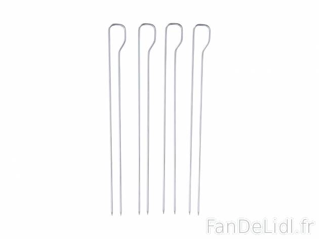 Brochettes ou pince pour barbecue , le prix 1.99 € 
- Au choix : pince pour barbecue ...