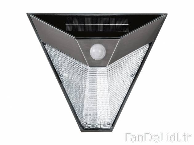 Applique murale solaire à LED , le prix 17.99 € 
- Usage extérieur
- Au choix ...