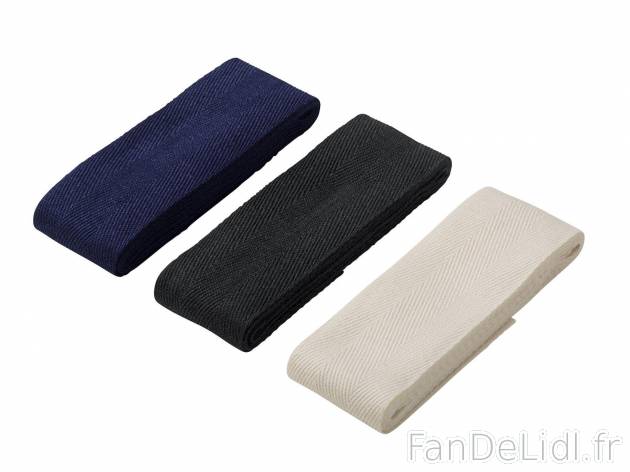 Set d’articles de mercerie , prezzo 2.49 € per Le set au choix 
- Au choix ...