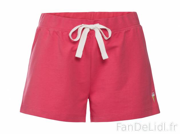 Short molletonné femme , le prix 3.99 € 
- Ex. 80 % coton et 20 % polyester
- ...
