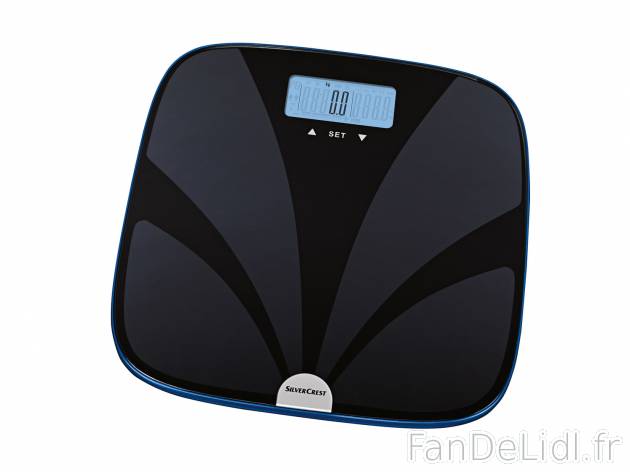 Pèse-personne impédancemètre , le prix 21.99 € 
- Plateau avec revêtement ...