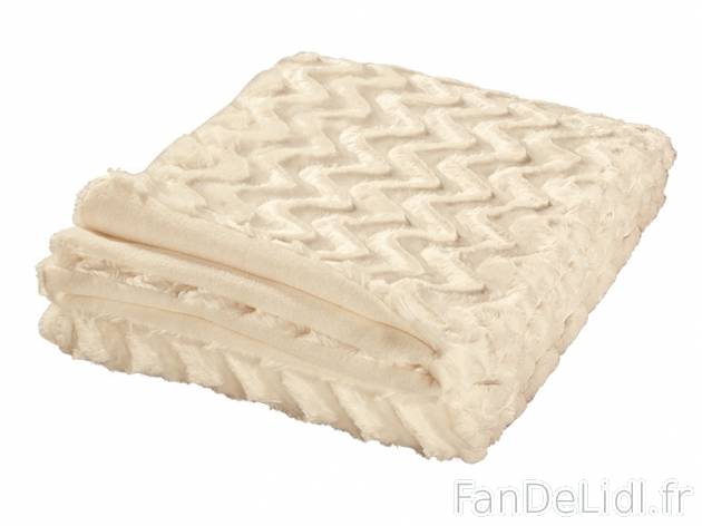Couverture aspect fourrure , prezzo 19.99 € per L\&#039;unité au choix 
- ...