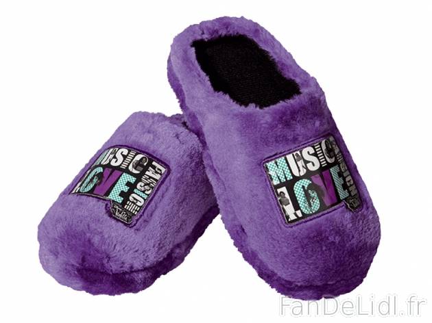 Pantoufles enfant , prezzo 3.99 € per La paire au choix 
- Du 30 au 35 selon ...