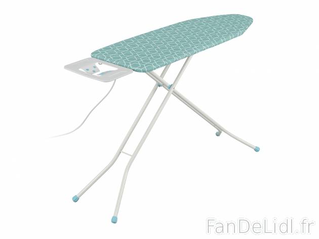 Table à repasser avec prise électrique , le prix 34.99 &#8364; 
- R&eacute;glable ...