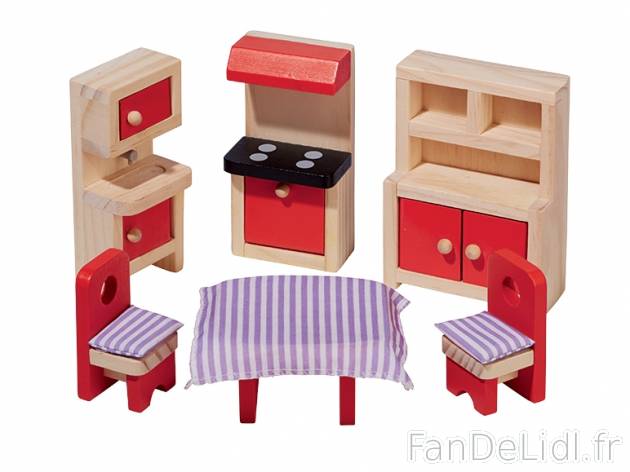 Meubles pour maison de poupée , prezzo 8.99 € per Le set au choix 
- Au choix ...
