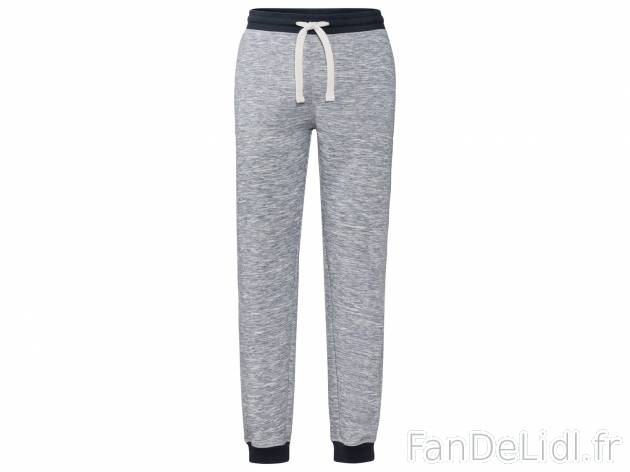 Pantalon molletonné homme , le prix 7.99 € 
- Ex. 68 % coton et 32 % polyester
- ...