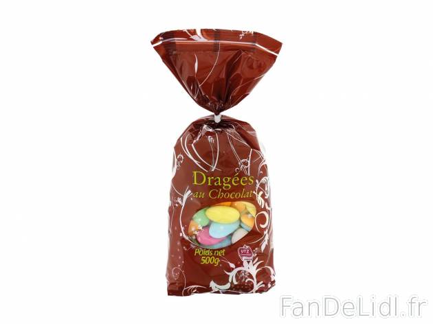 Dragées1 , prezzo 3.59 € per 500 g au choix 
-  Au choix : chocolat ou amandes