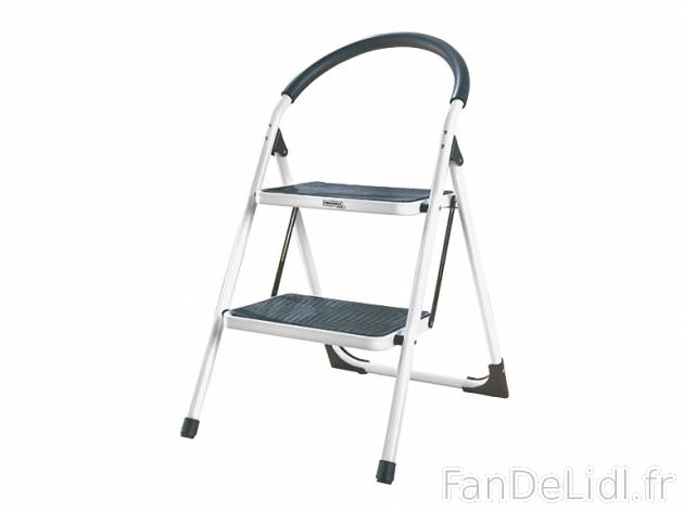 Marchepied pliant deux marches , prezzo 16.99 € per L&apos;unité 
- Sécurité ...