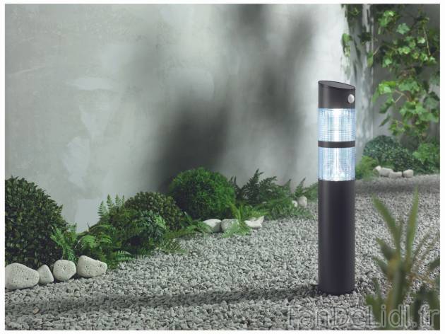 Lampe de jardin solaire à LED , prezzo 17.99 EUR 
Lampe de jardin solaire à LED ...