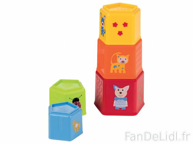 Jeu d’éveil bébé , le prix 4.99 € 
- Cubes à empiler - A partir de 6 mois ...