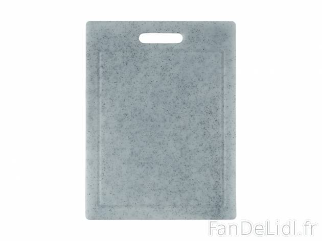 Planche à découper , le prix 3.99 € 
- Env. 36,5 x 27,5 cm
- Compatible lave-vaiselle
- ...