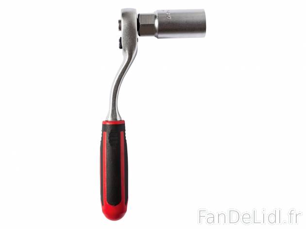 Clé à cliquet avec douille universelle , le prix 7.99 € 
- En acier chrome-vanadium
- ...