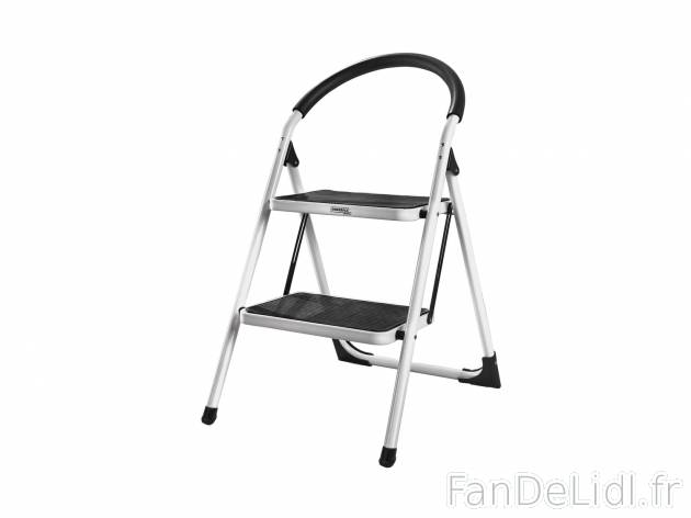Marchepied à deux marches , le prix 17.99 € 
- 150 kg max.
- Pliant pour un ...