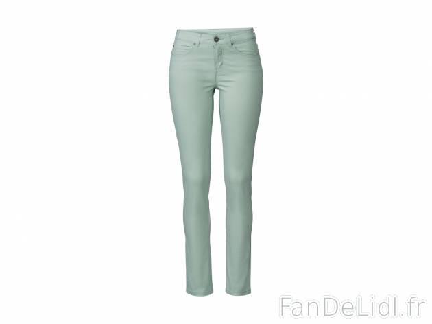 Jean , le prix 11.99 € 
- Ex.  83 % coton, 15 % polyester et 2 % élasthanne ...
