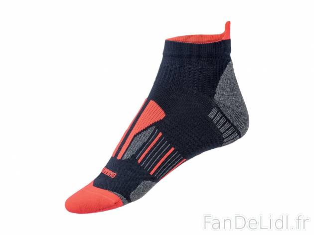 Chaussettes de running homme , le prix 2.99 € 
- Ex. 57 % polyamide, 39 % polyester ...